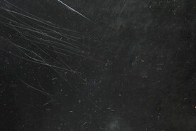 怀旧黑白划痕叠层背景图片 