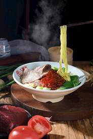 牛肉酸辣粉