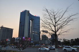 东莞南城鸿福路商贸广场