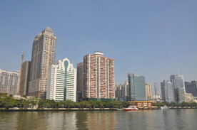 沿江路珠江河畔
