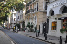 沙面建筑临街商店