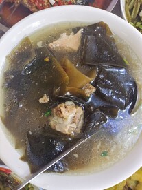海带排骨汤