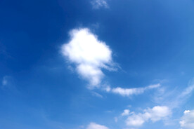 蓝天白云