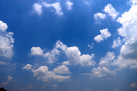 蓝天白云