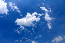 蓝天白云