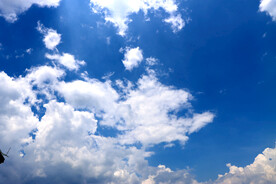 蓝天白云