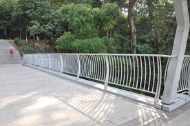 公园人行天桥护栏