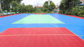 小镇篮球场