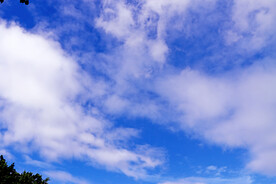 蓝天白云