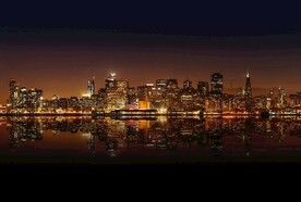 金色辉煌的城市建筑