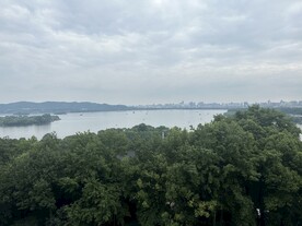 远眺西湖风景
