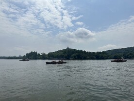 西湖游船风景