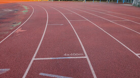 校园操场塑胶跑道