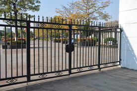 大门铁栏栅
