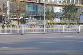 道路护栏