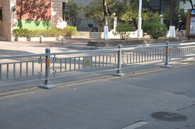 道路护栏