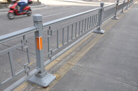 道路护栏