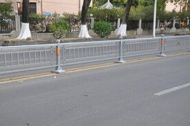 道路护栏