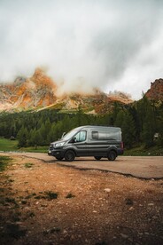 野外风景和房车