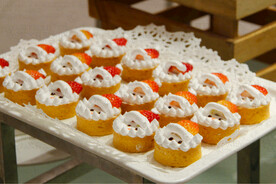 圣诞老人草莓蛋糕  