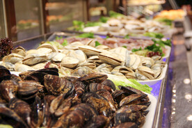 青口贝海鲜自助餐 