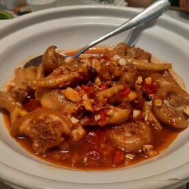 香辣凤爪焖猪脚