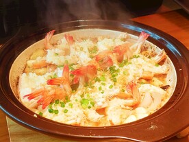 蒜蓉开背虾啫啫煲