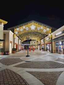 八达岭奥莱夜景