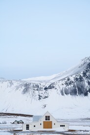 雪山和房子