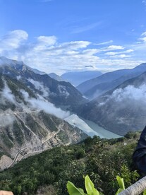 云南长江 蓝天白云