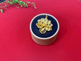 黄金足金孔雀开屏纯金吊坠首饰