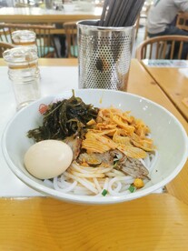 香辣卤粉套餐组合