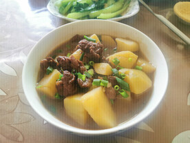 土豆炖牛腩