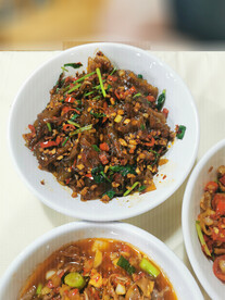 荷折皮炒外婆菜