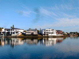 黄金海岸清水湾湖畔风光