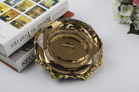 透明奢侈玻璃烟灰缸