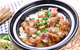 排骨煲仔饭