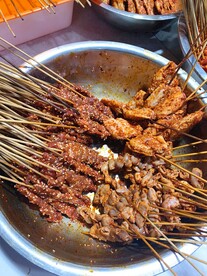 生肉串麻辣肉串