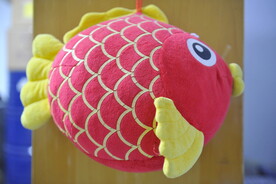 鱼形抱枕