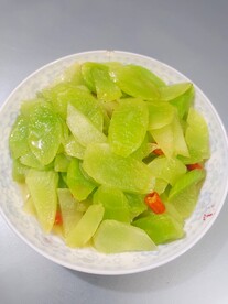 清炒莴笋