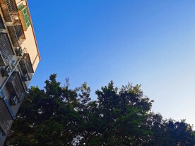 清晨的城市天空风景