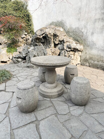 石桌石凳