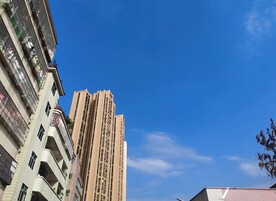 城市小区天空风景