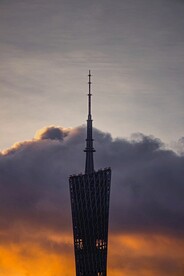 夕阳下的建筑物