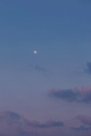 云彩和月亮