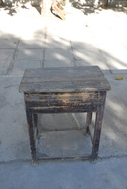 30年前木头课桌 