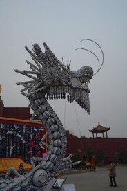 龙亭公园餐具龙首造型