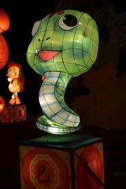 龙亭公园元宵节巳蛇花灯