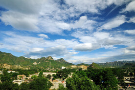 磁家务民居天空