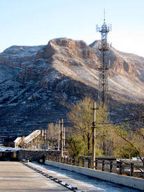 雪中磁家务后山